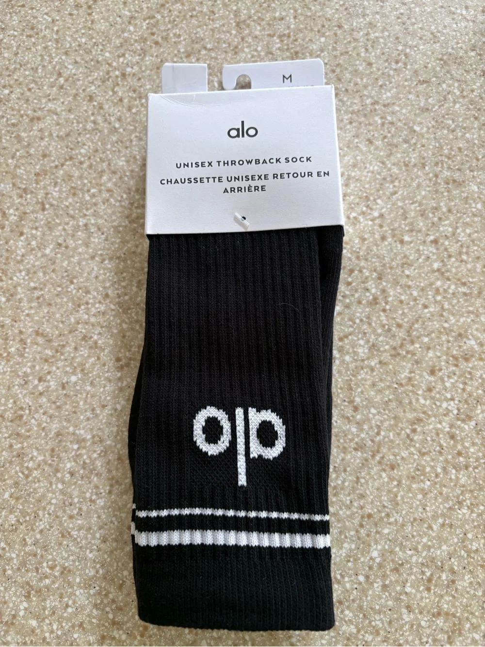 ALO Yoga Unisex Black Ribbed Throwback Crew Socks with White Logo Size Medium